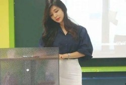 女教师在线观看,女教师在线教学的别样风采